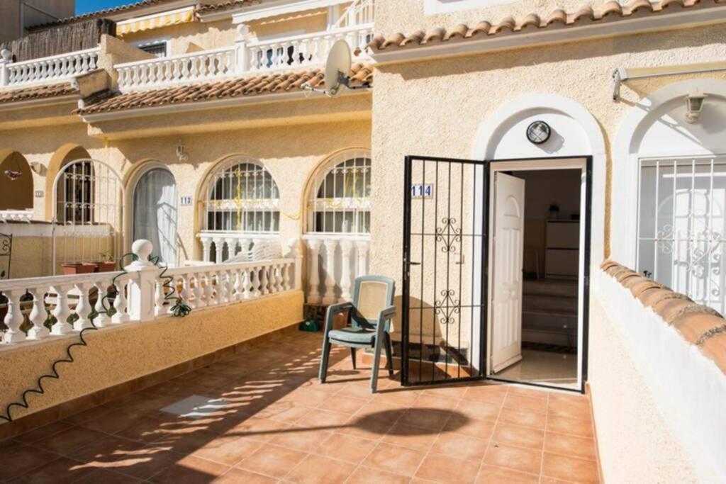Bungalow Moderno Luminoso Terraza Solarium Patio Puerto Marino Exterior foto